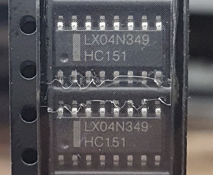 74HC151D - SMD